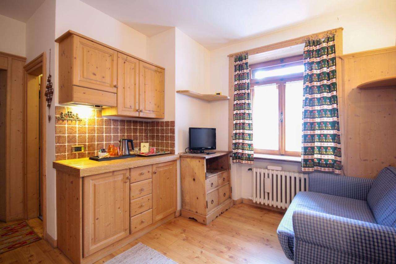 Hotel Villa Alpina ***S Кортина д'Ампецо Екстериор снимка