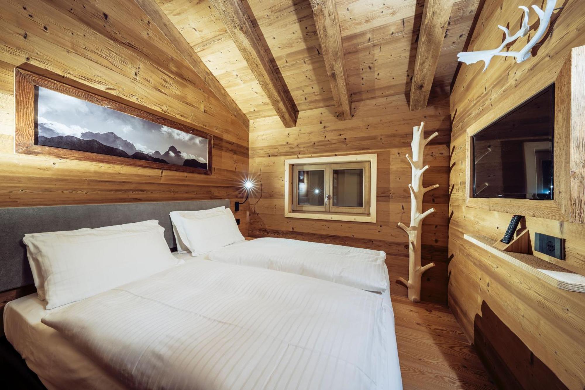 Hotel Villa Alpina ***S Кортина д'Ампецо Екстериор снимка